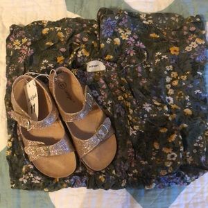 Gold glitter sandals